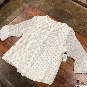 Charter Club Cream Blouse with Black Pattern and 3/4 sleeves